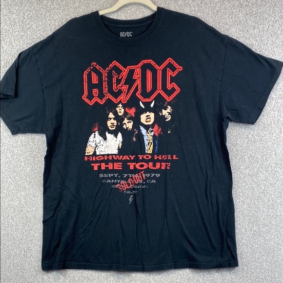 AC/DC band tee graphic print 2021 L black edgy retro music festival casual - Picture 1 of 7